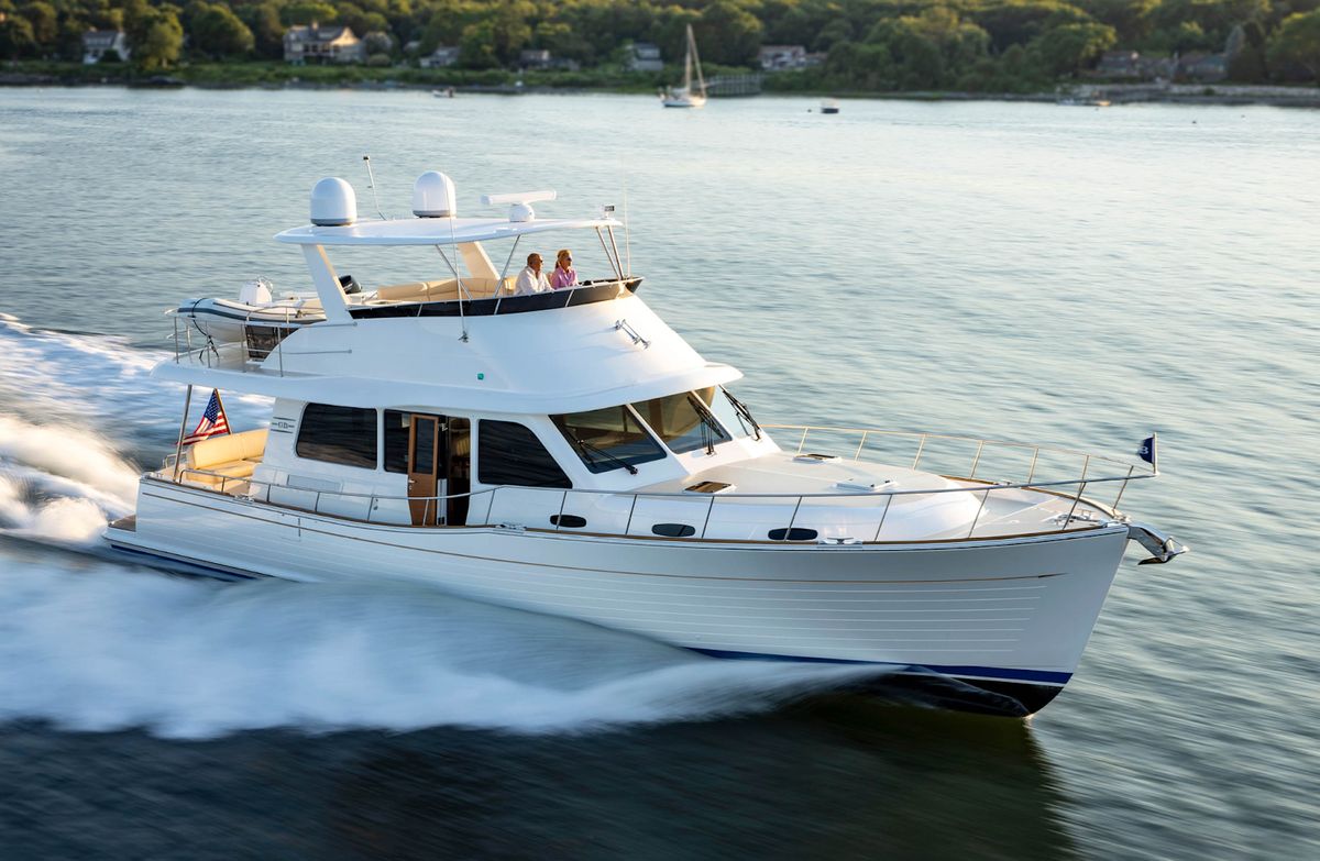 Salon nautique de Cannes 2021 - Grand Bank 54