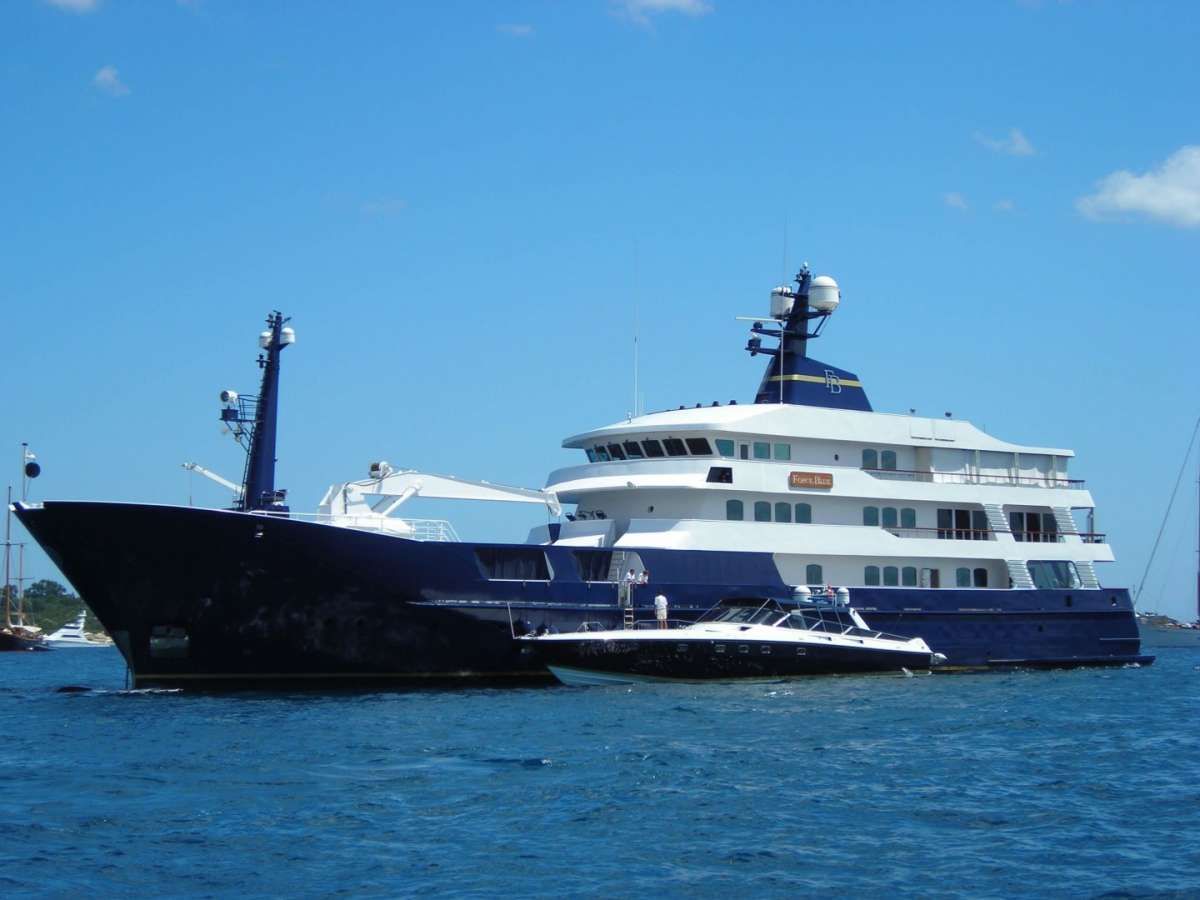 Les bateaux des VIP - Force Blue