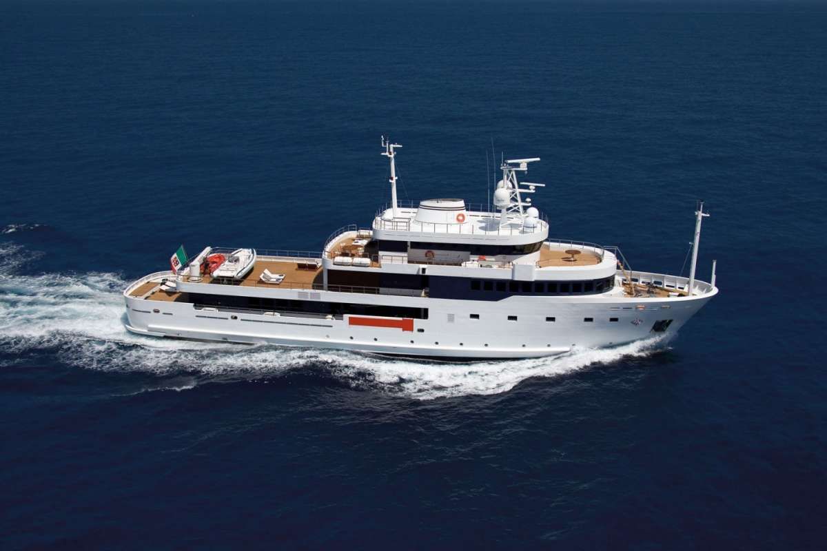 Bateaux VIP - Tribe yachts