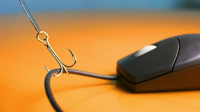 Comment éviter une arnaque en ligne sur les sites de vente de bateaux - phishing