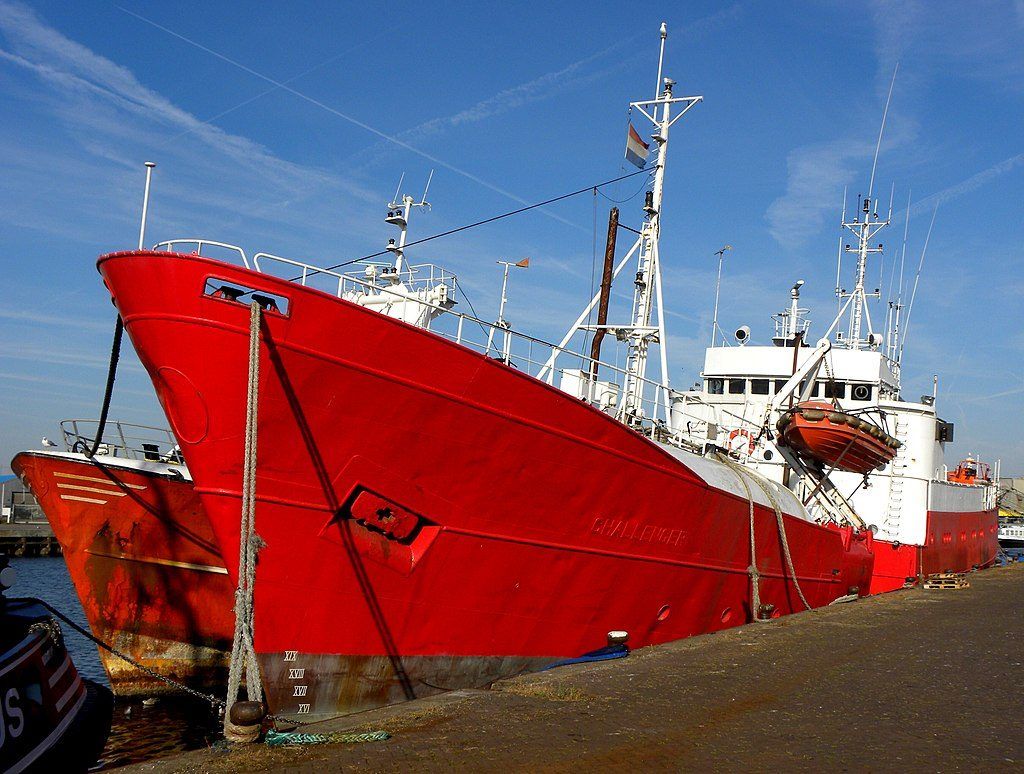 timor_challenger-radio-rock-joost-j-bakker-from-ijmuiden-via-wikimedia-commons