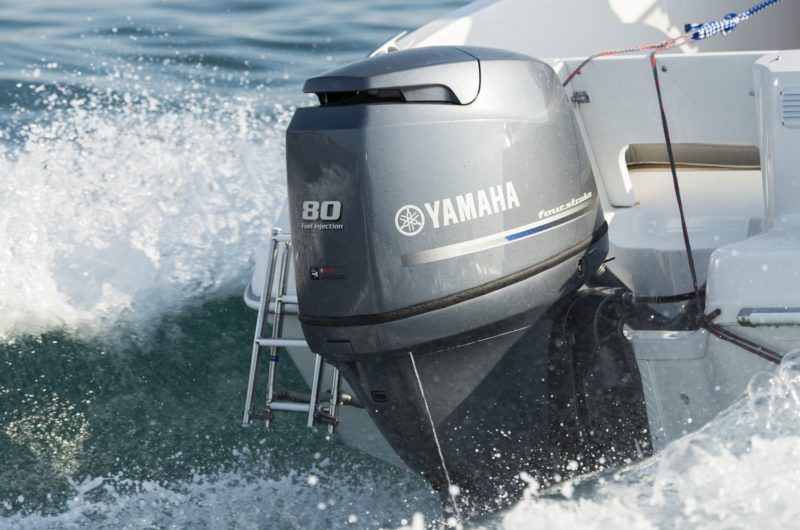 moteur hors-bord