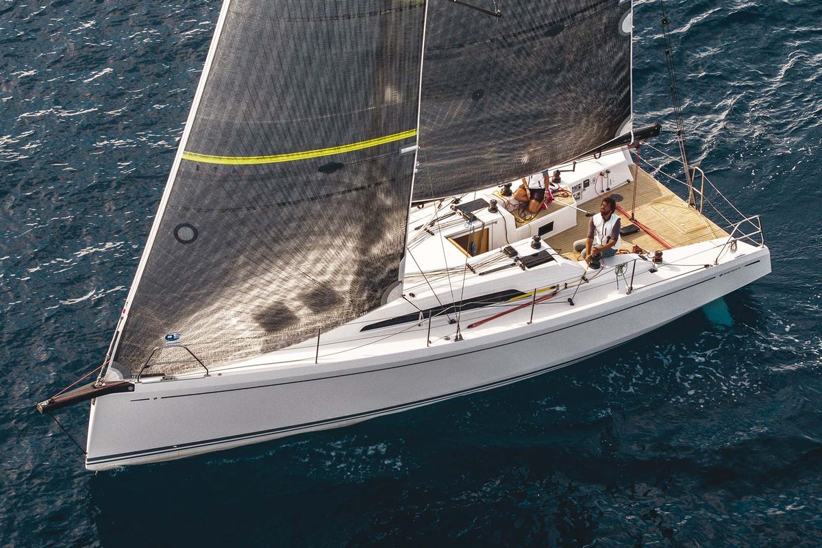 Voiliers de 10 mètres : Grand Soleil 34