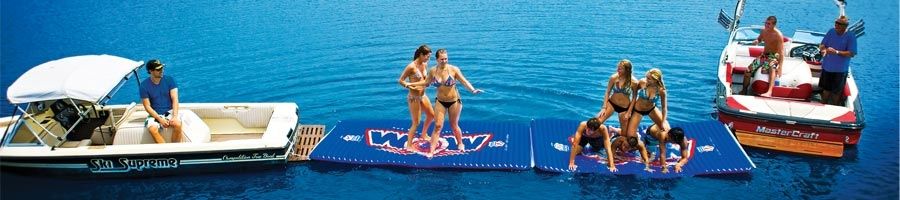 monster tower et world of watersports party cove