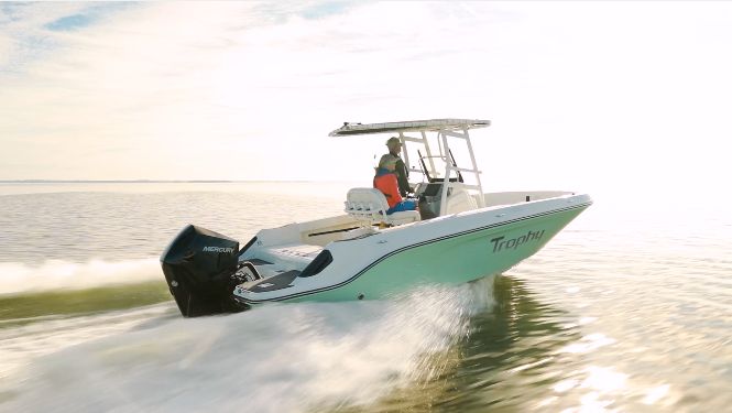 quicksilver-705-pilothouse