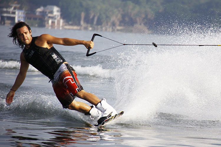 Comment nettoyer votre planche de surf