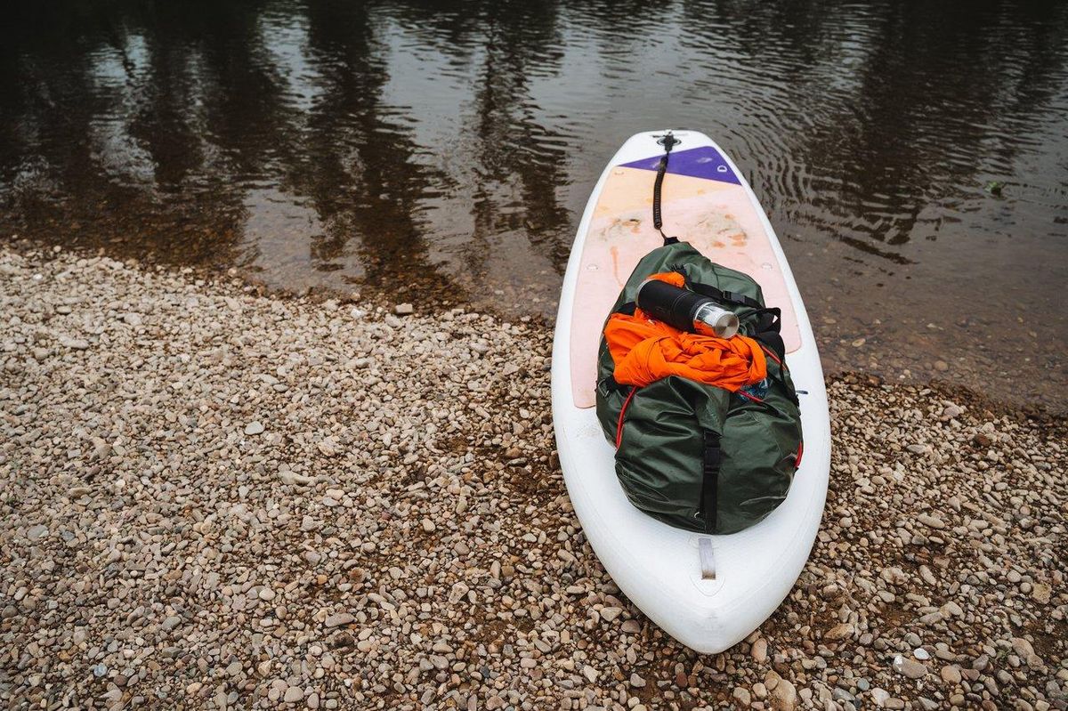 Bien s'équiper pour les sports nautiques en automne : guide pratique complet