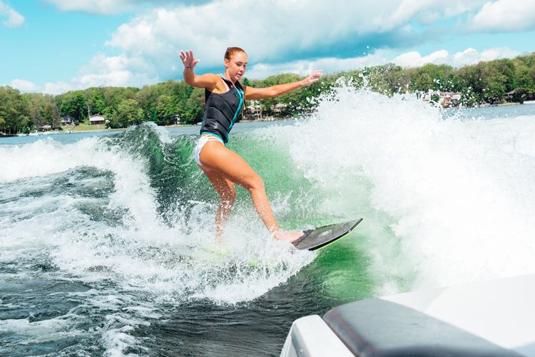 Comment choisir la bonne planche de wakesurf