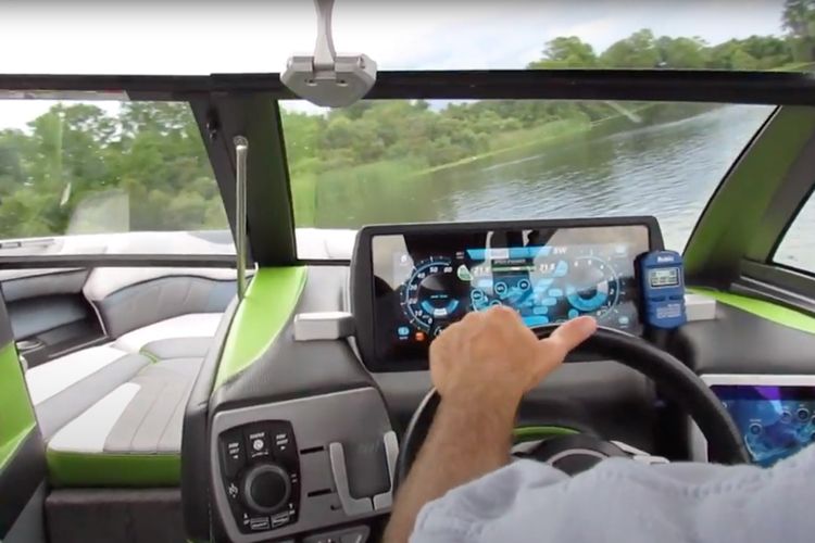 Comment conduire votre bateau pour faire du wakeboard ?