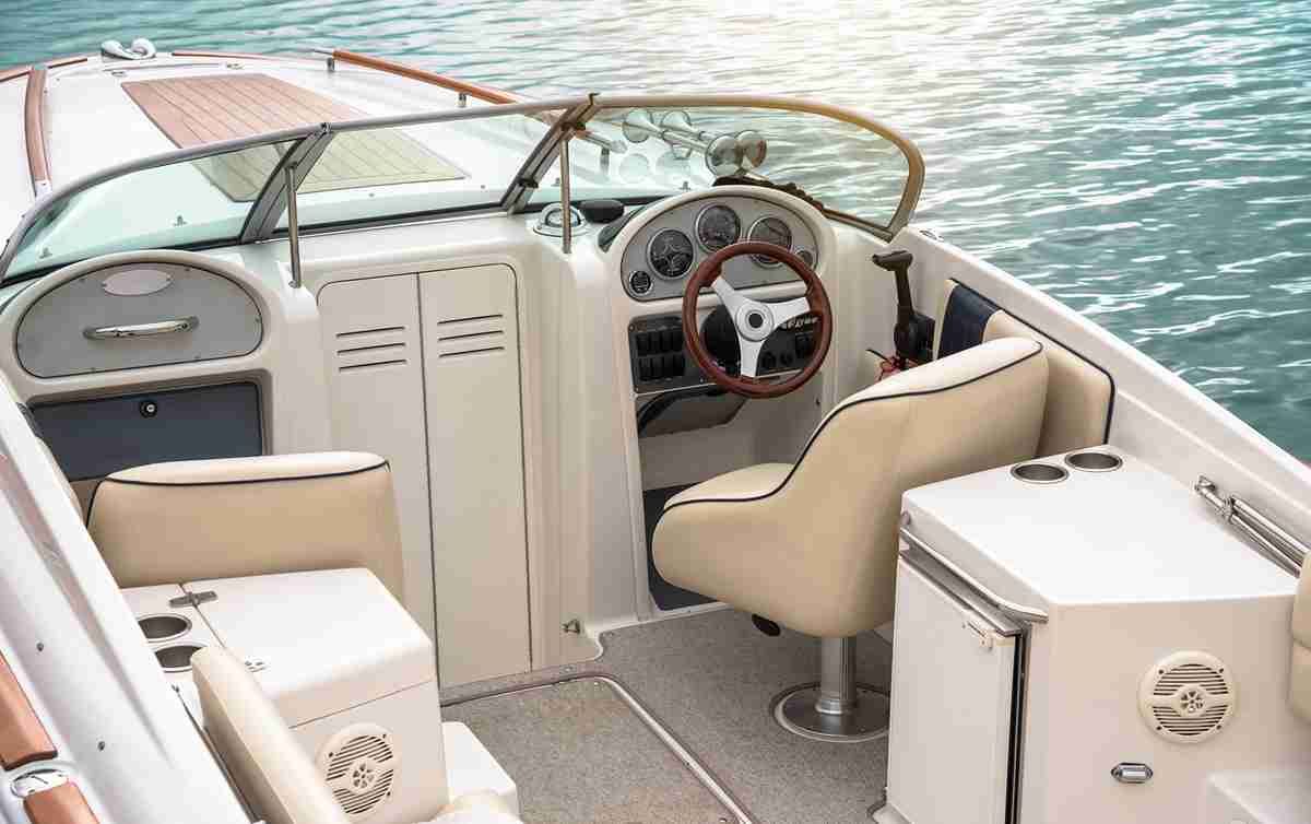 Comment protéger et réparer les sièges de bateau