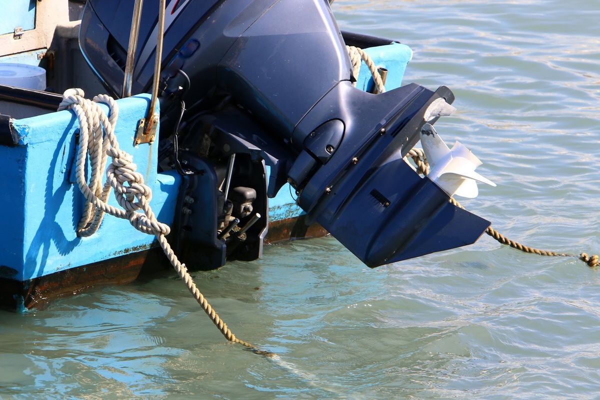 Fonctionnement d'un moteur hors-bord : guide complet pour débutants