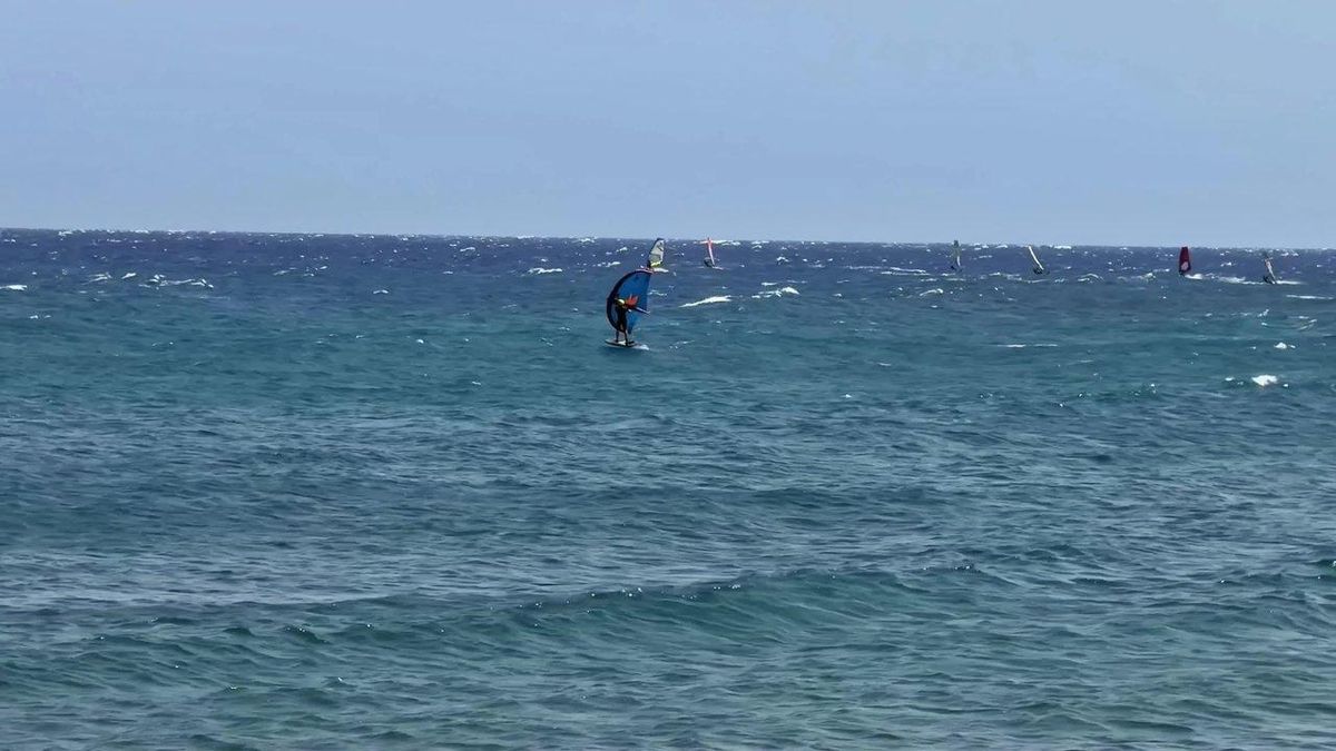 Initiation au foil : guide complet pour découvrir la nouvelle tendance nautique