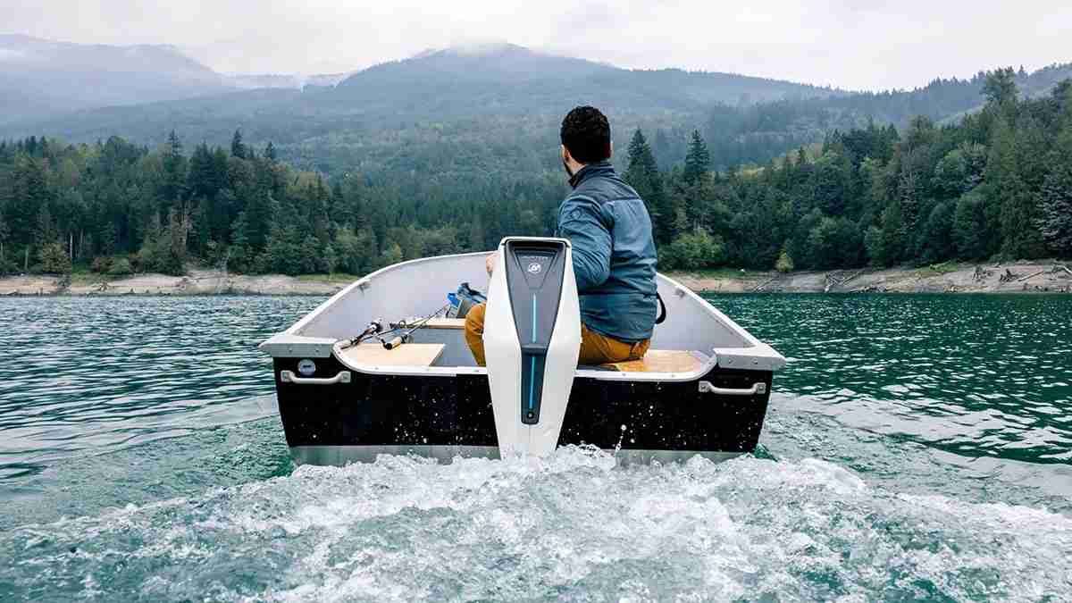 Mercury Marine présente le hors-bord électrique Avator 7.5e