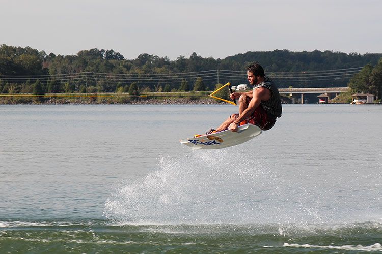 Préparez-vous à la saison de wakeboard avec notre entraînement de wakeboard