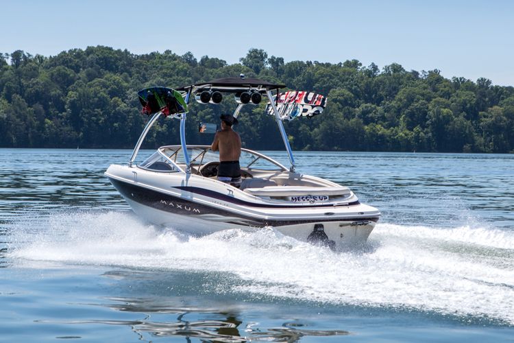 Quelle tour Monster conviendra à mon bateau ?