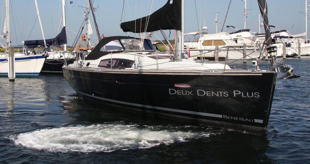 Voici le Jet Thruster, la manœuvrabilité du bateau à jet d'eau