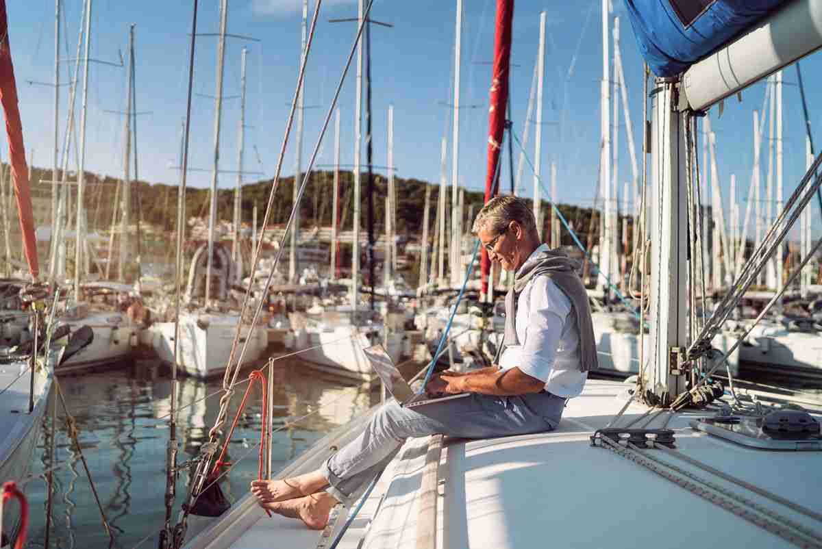 Vous souhaitez travailler à bord d'un bateau ? Suivez ces 10 conseils