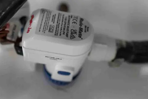 Comment choisir la bonne pompe de cale pour votre bateau ?