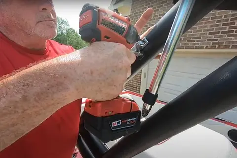 Comment installer une tour de wakeboard Bimini