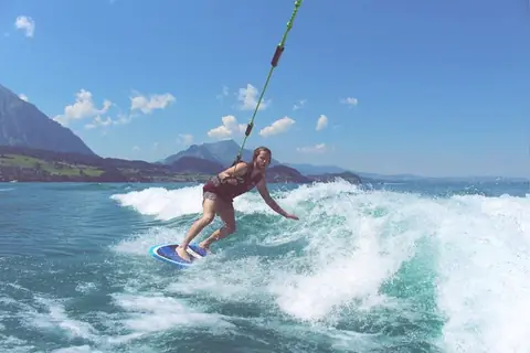 Comment lâcher la corde : Conseils pour le Wakesurf
