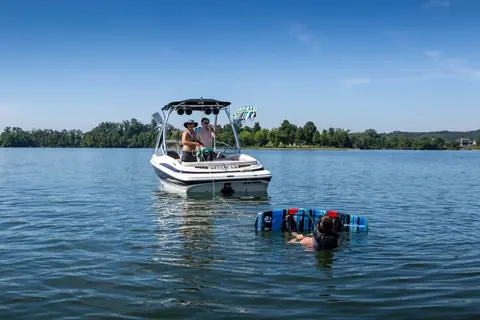 Eau profonde ou début de quai