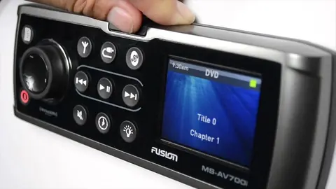 Guide pour le choix d'une stéréo pour votre bateau