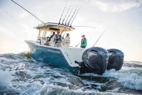 Hors-bord : moteur simple ou double ?