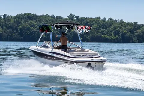 Quelle tour Monster conviendra à mon bateau ?