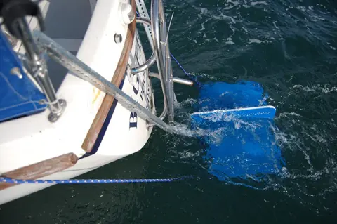 Urgences à bord : rupture du gouvernail