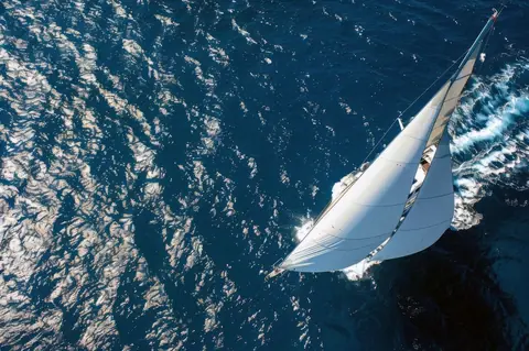 Vendée Globe : Dalin et Richomme en route vers l'arrivée, avarie majeure pour le second