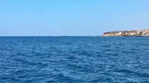 Location bateau Antibes : 7 bonnes raisons de découvrir la Côte d'Azur depuis la mer